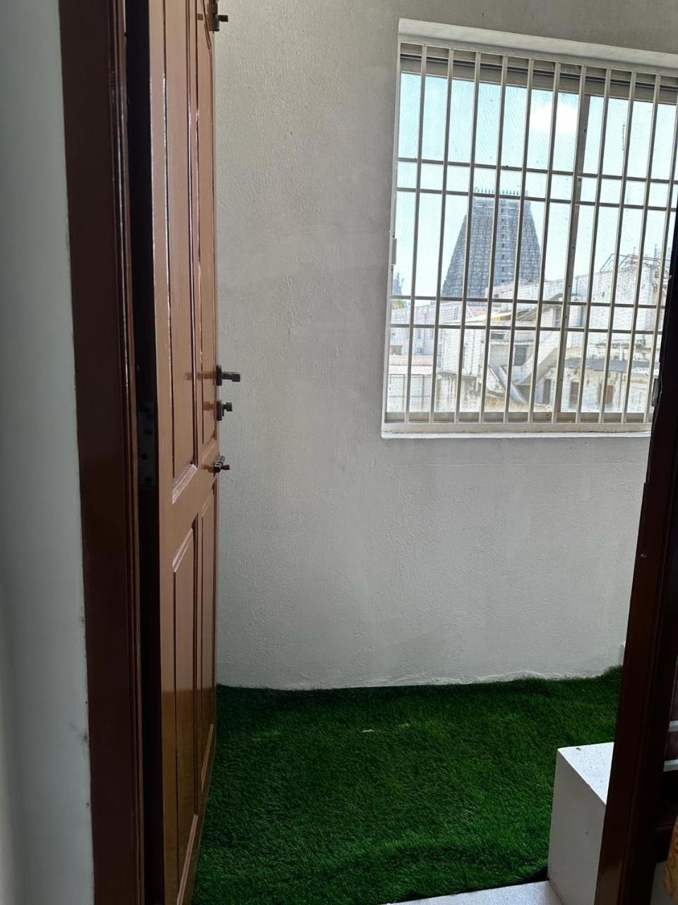Temple View Home Stay Tiruvannāmalai Exterior foto